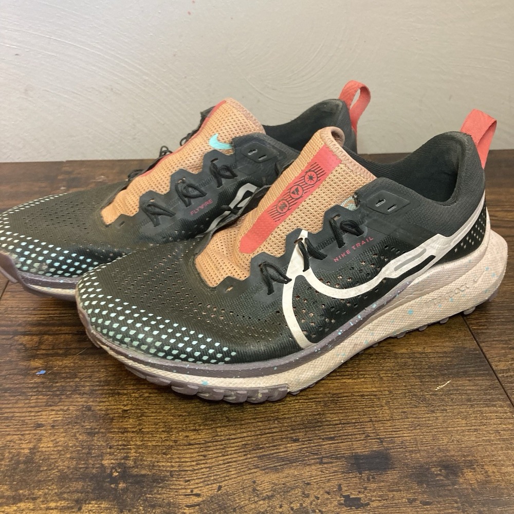 Women's Nike React Pegasus Trail 4 Pink/Blue Needs Laces DJ6159-300 Size 8‎
